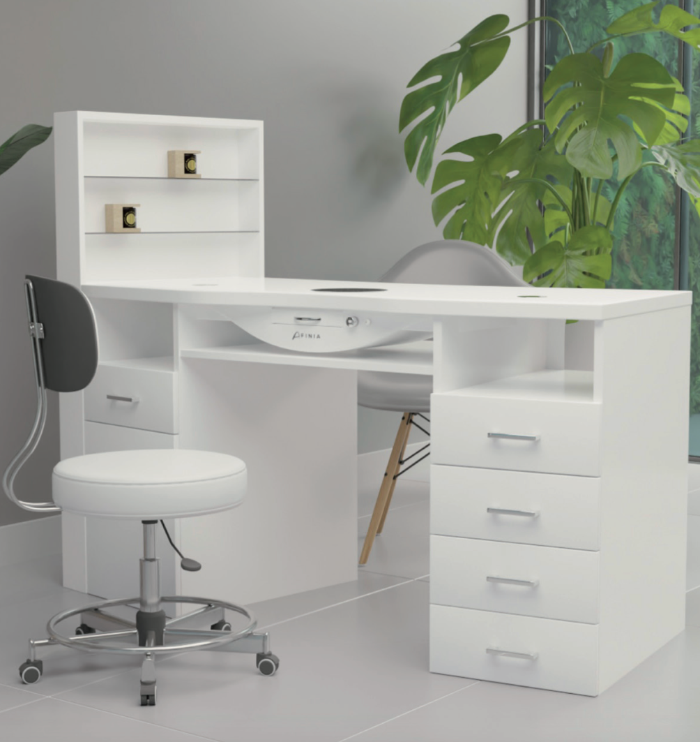 Biurko stylistki paznokci