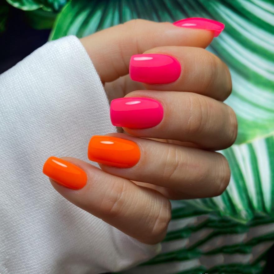 Stylizacja paznokci metodą żelową